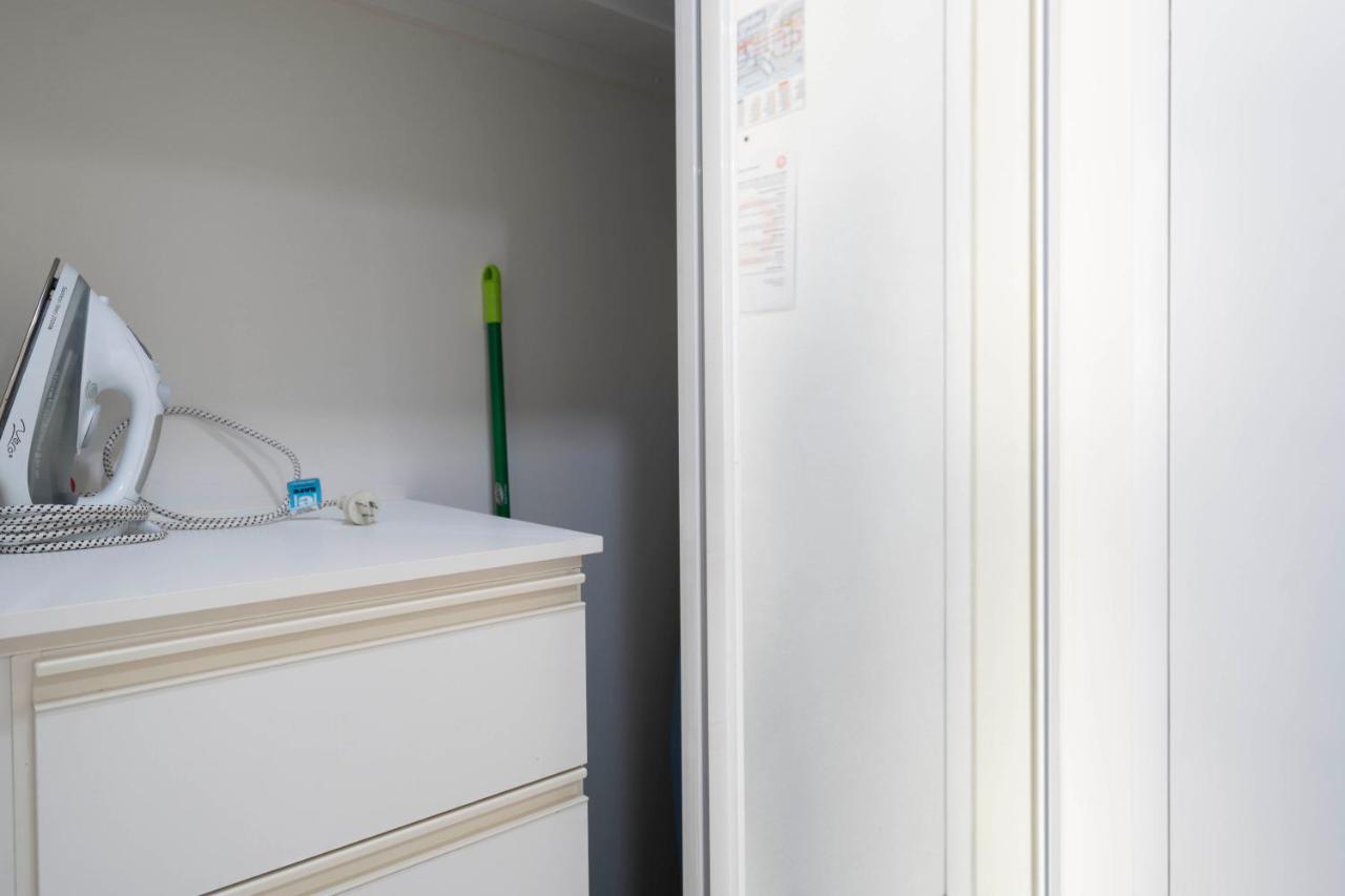 206 Funky Executive Cbd Ac Apartment Perth