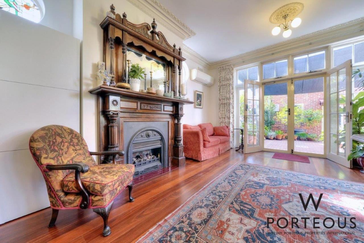 Guest house Heart Living-a Near New Federation Style House In The Heart Of
