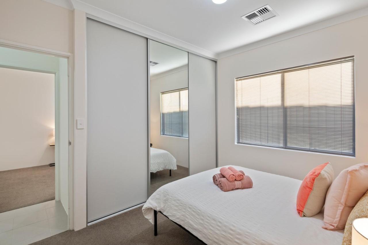 Holiday home 4 Comfy Spacious Family *