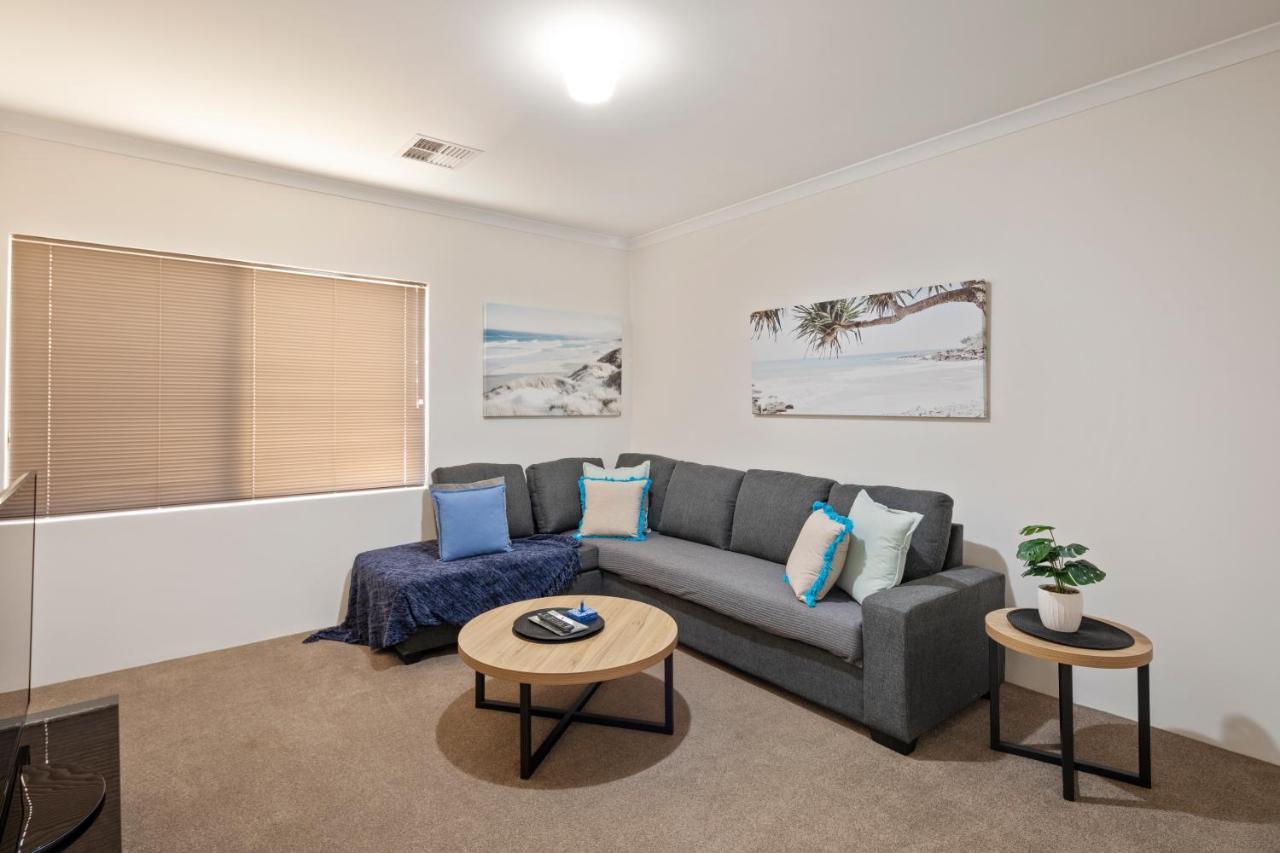 4 Comfy Spacious Family Perth