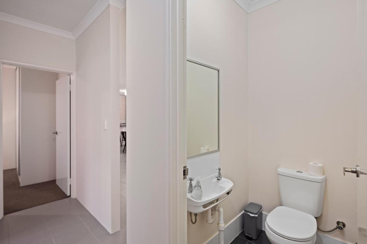 Holiday home 4 Comfy Spacious Family *