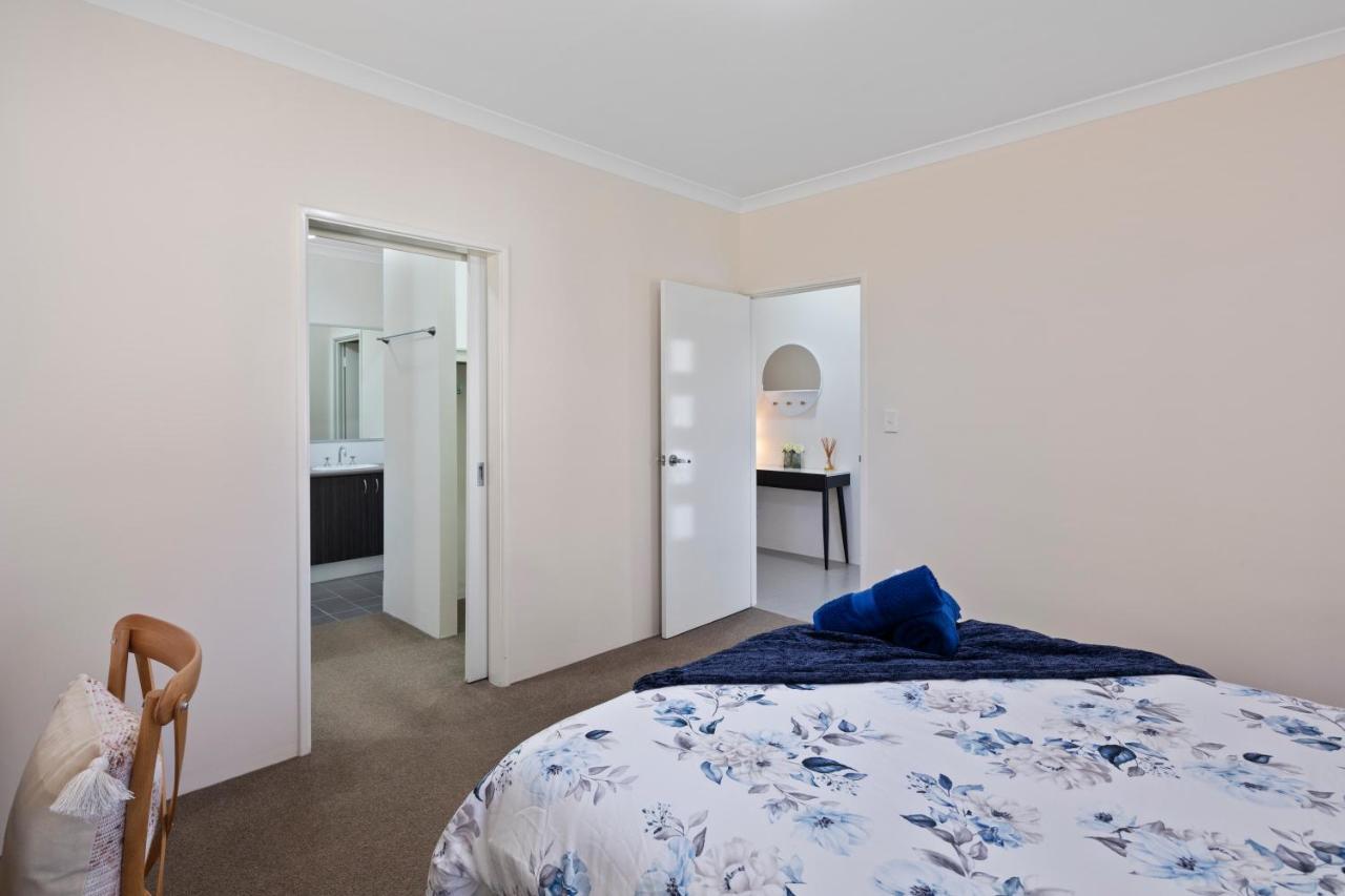 Holiday home 4 Comfy Spacious Family Perth