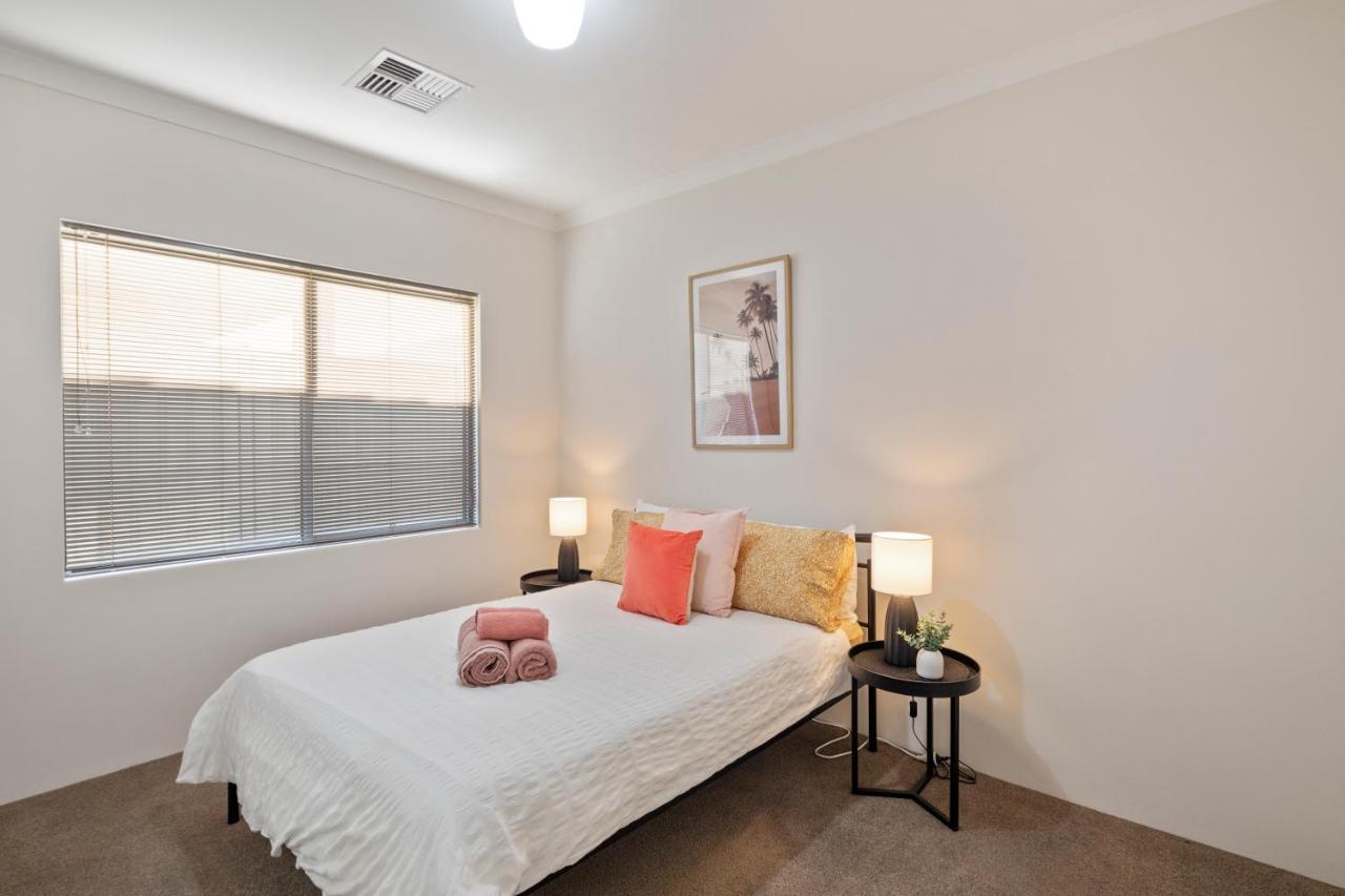 4 Comfy Spacious Family Holiday home *