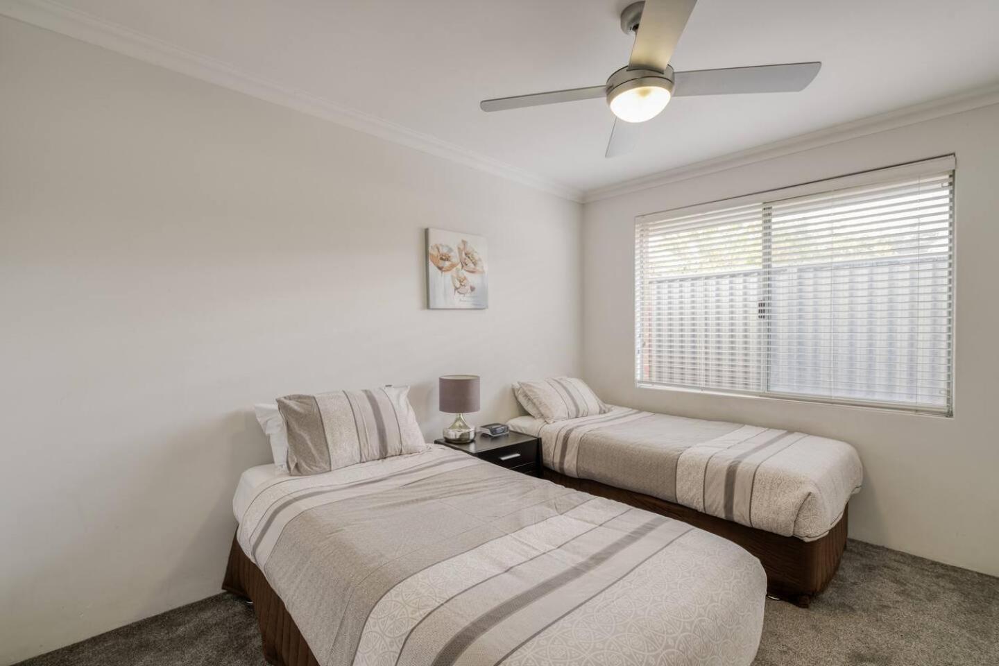 Rivervale Retreat - Spacious Family Living Holiday home