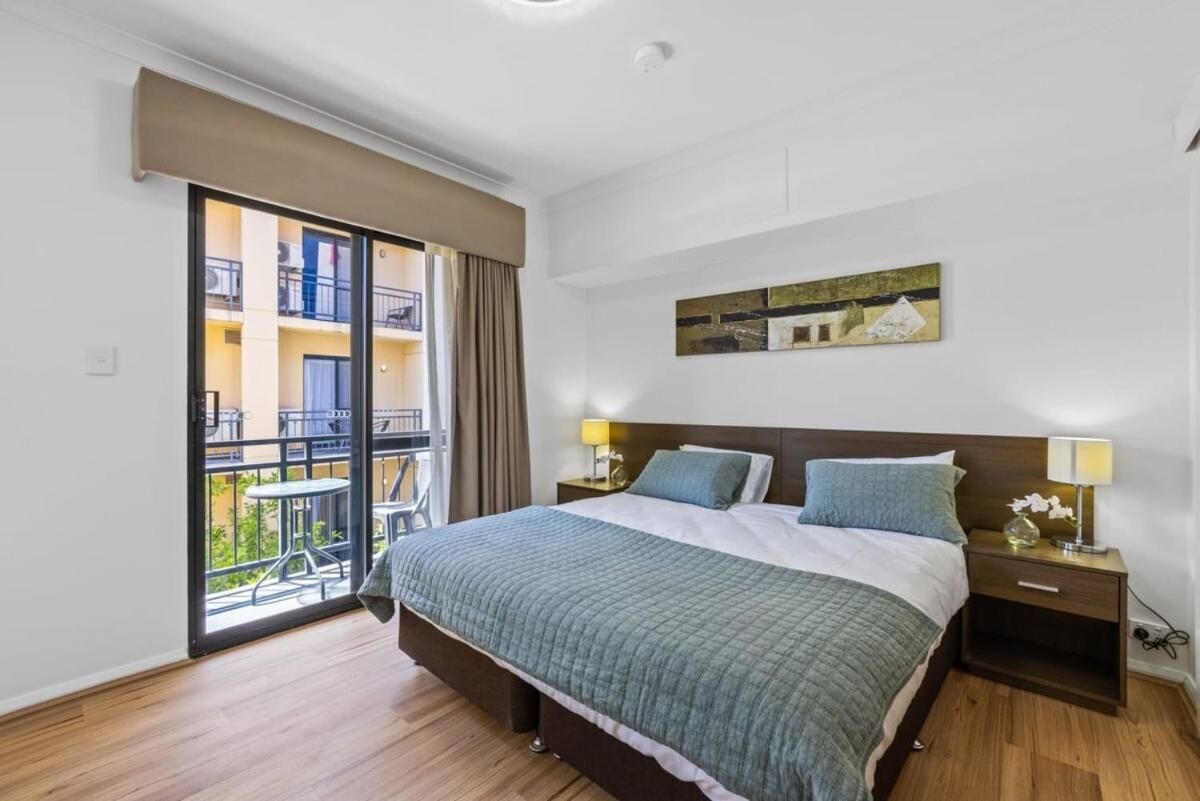 Renovated Family With Pool & Wifi * Perth