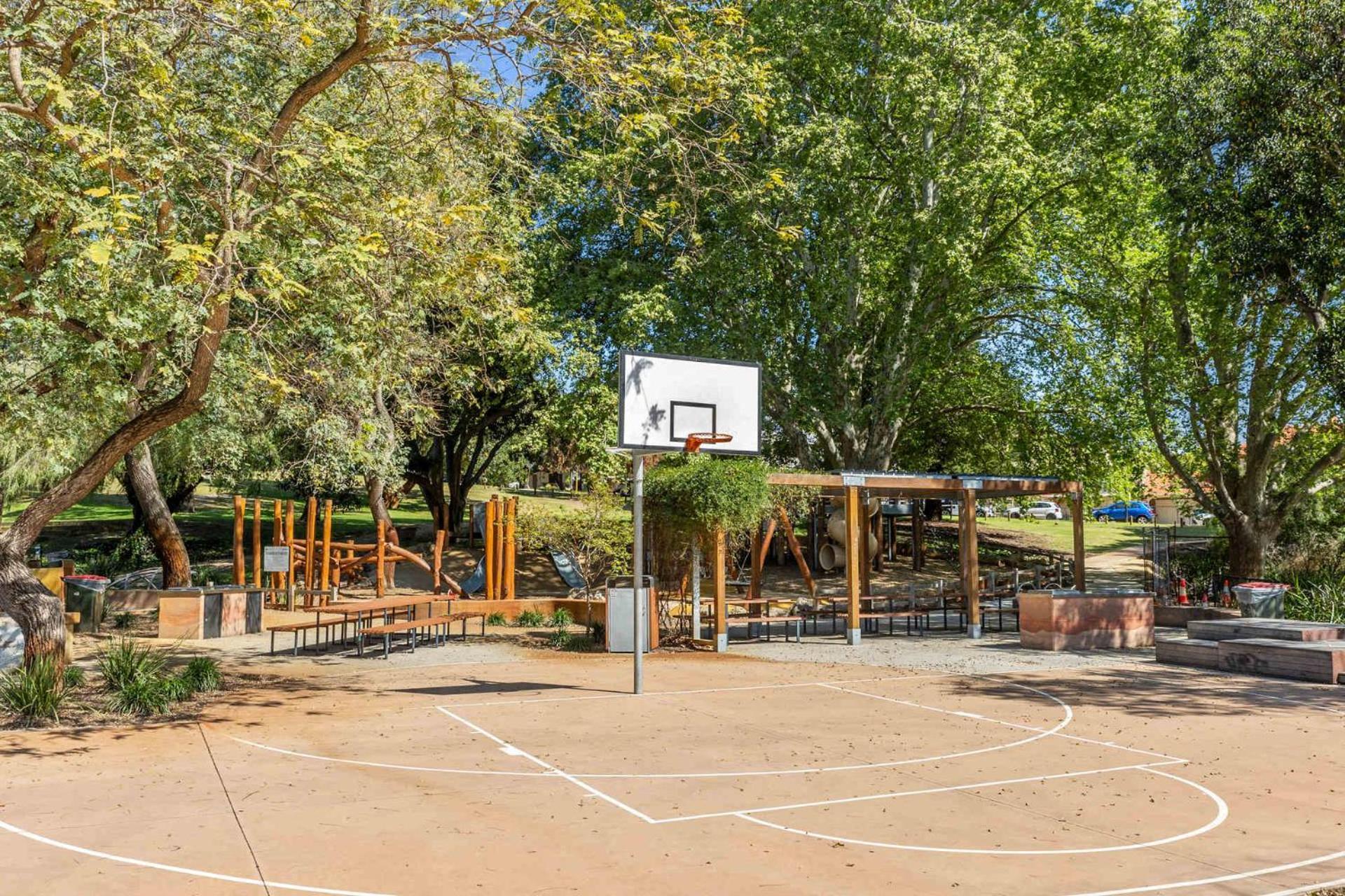 Joel100a - Riverside Retreat At Mount Lawley *