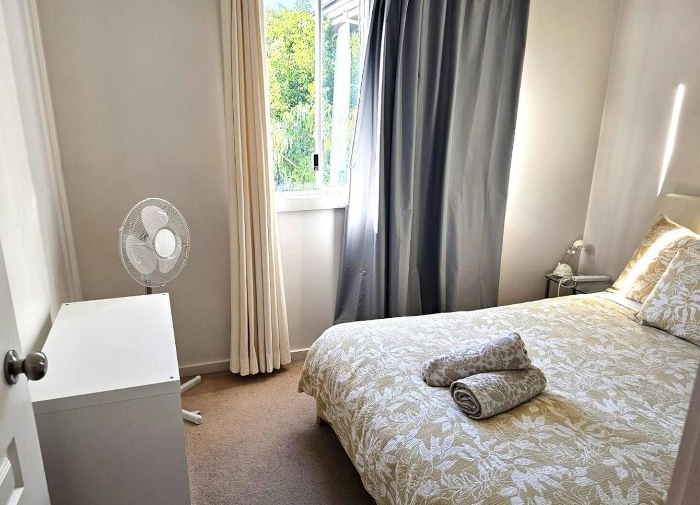 Your Oasis In The Heart Of East Holiday home *