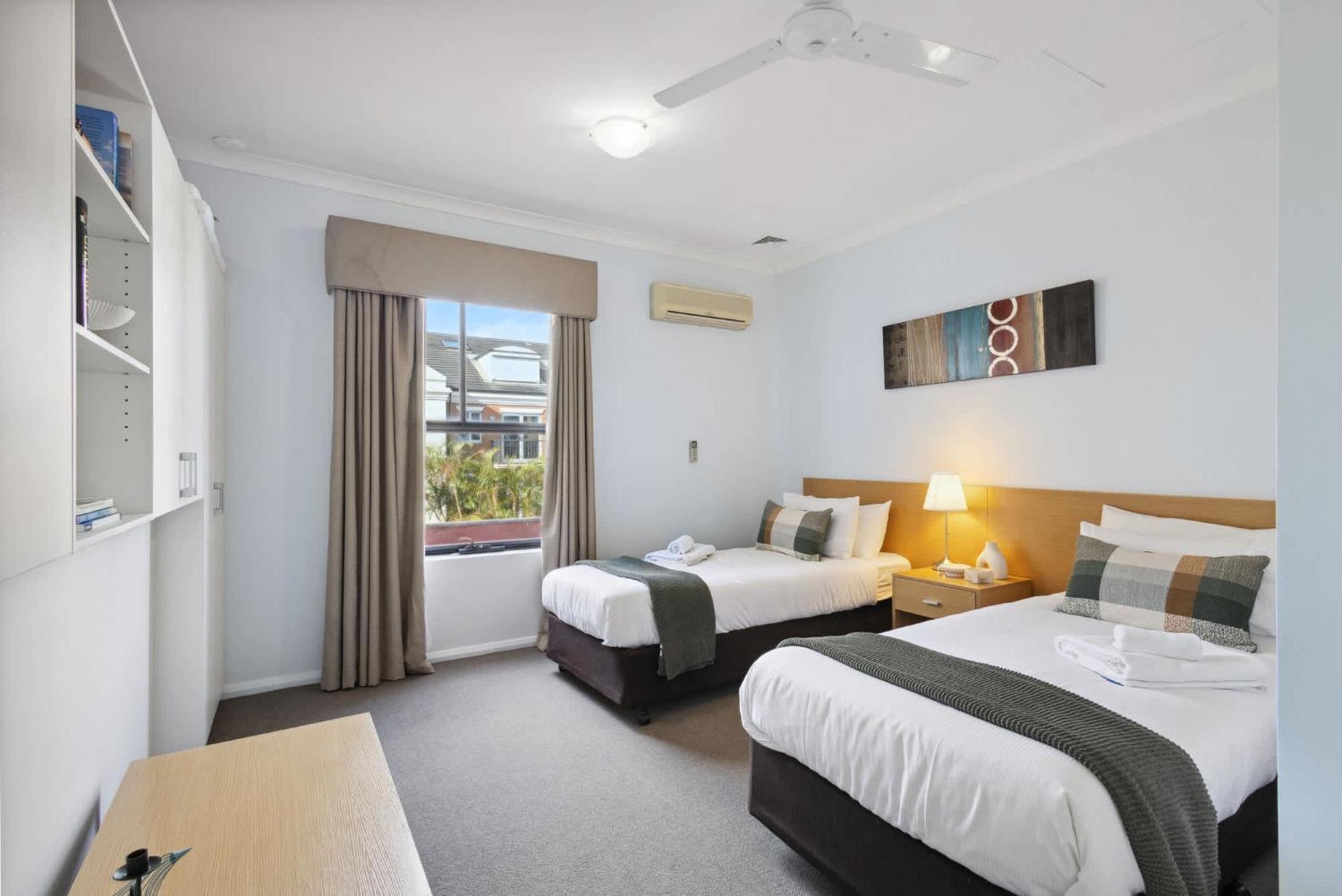 3br Oasis Townhouse In Northbridge * Perth