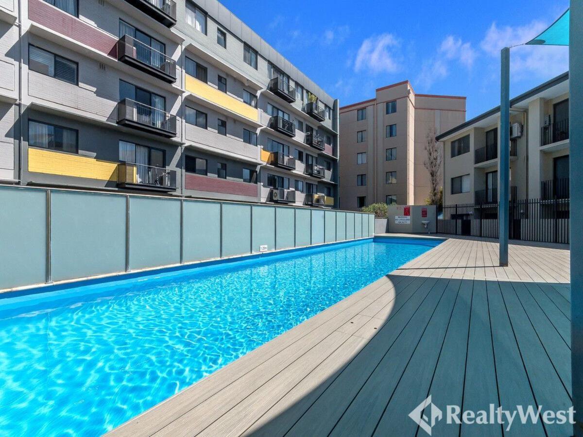 3br East Penthouse Views & Style * Perth
