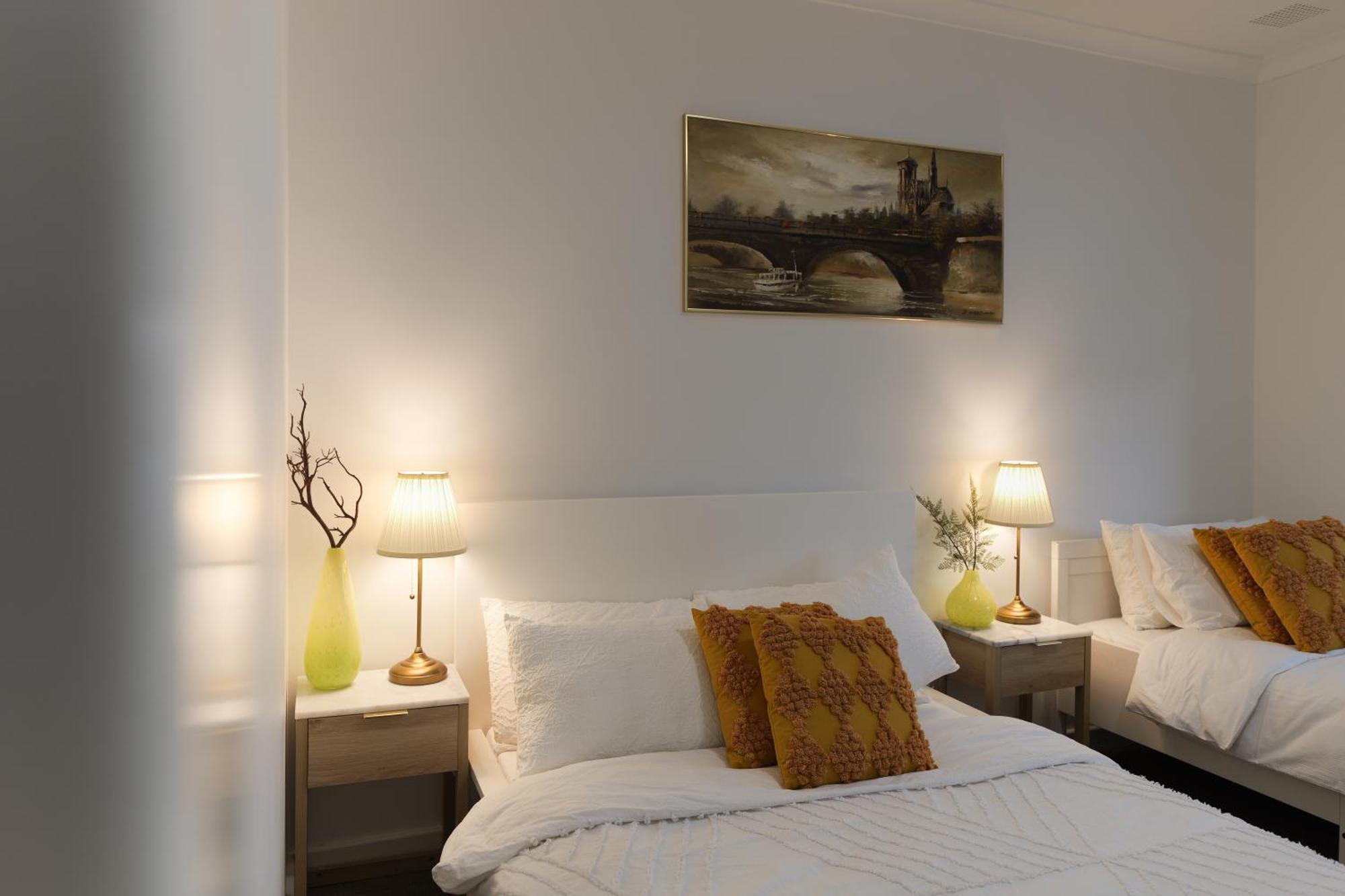 Holiday home B1 Airport Haven - Free Parking & Modern Serenity Perth