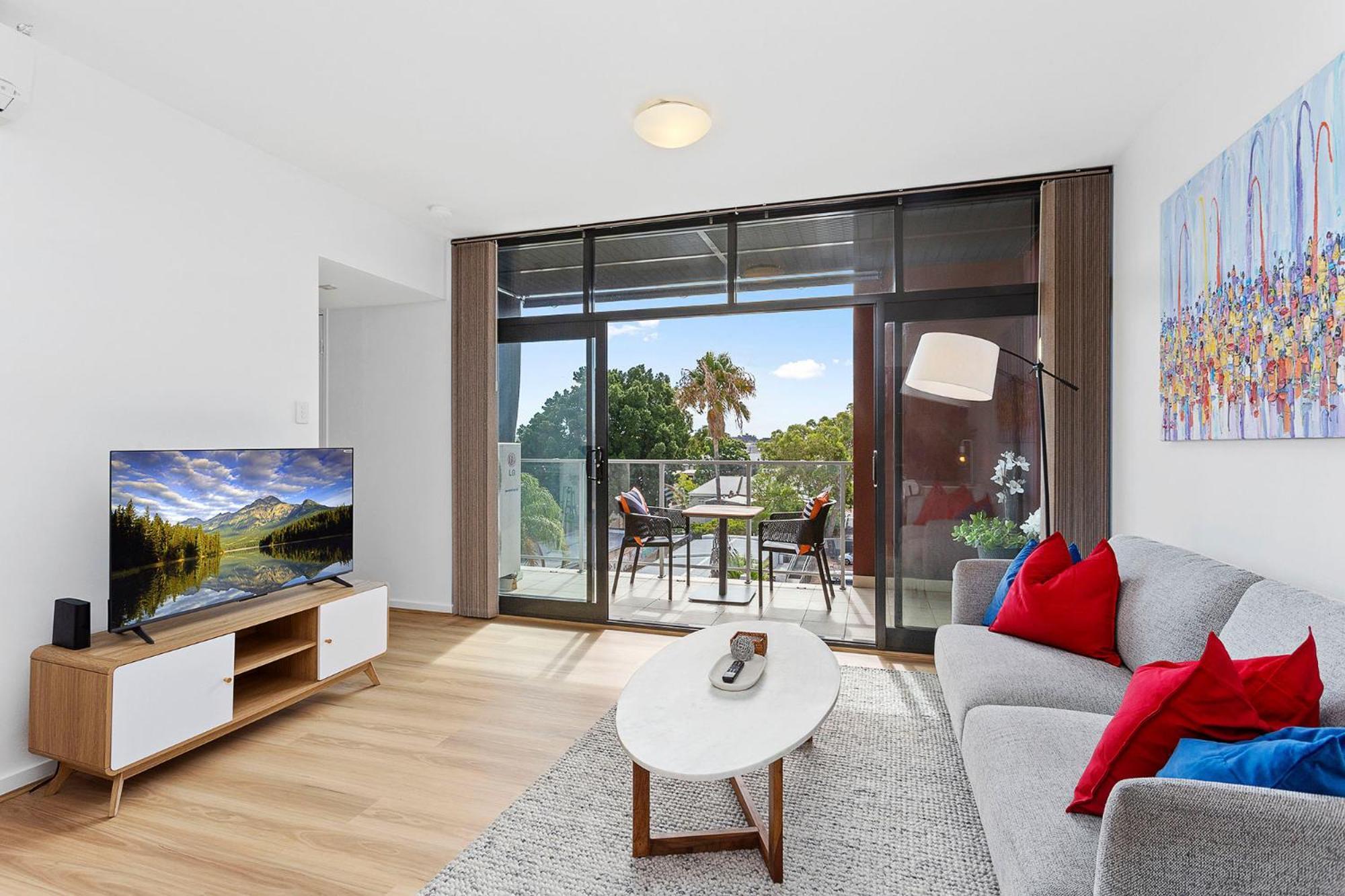 Apartment 1bdr Parking On Beaufort Street Perth