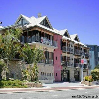 Sunmoon Boutique Resort 4*