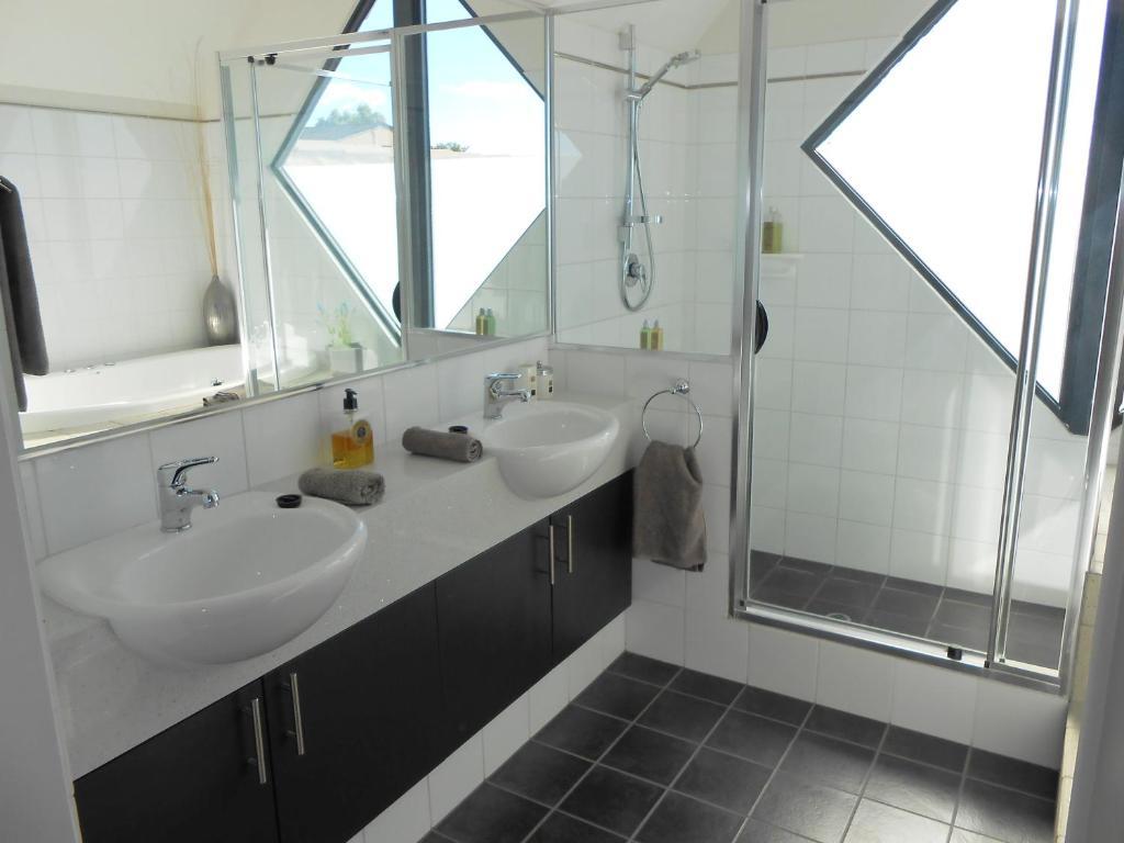 Waters Guest house 4*