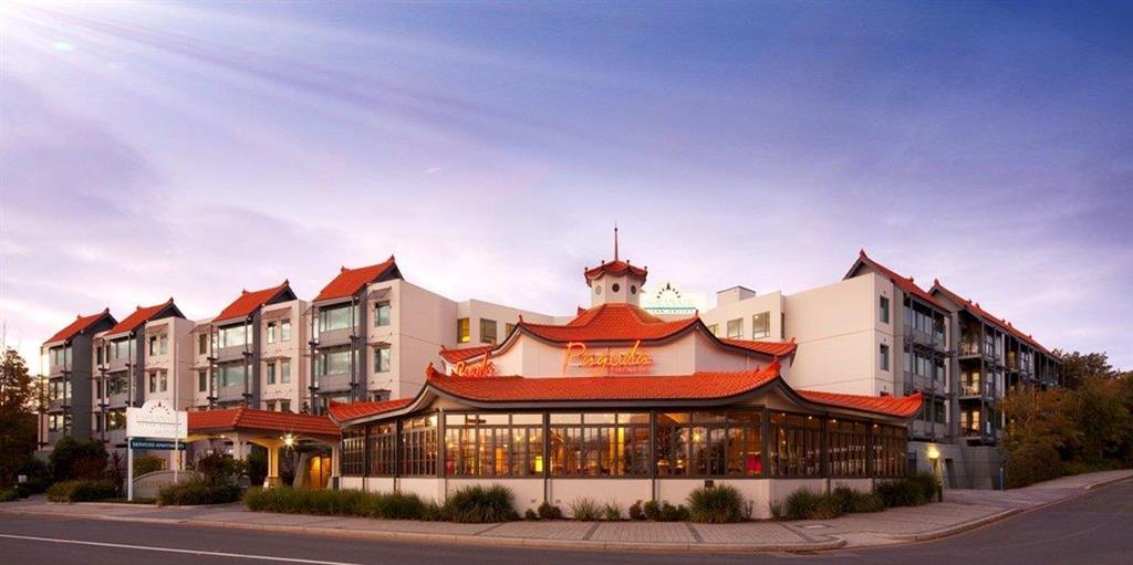 Pagoda & 4* Perth