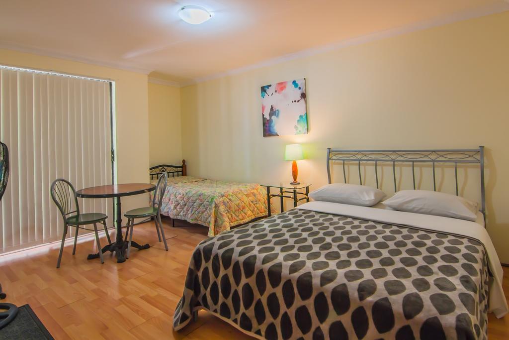 Exclusive Backpackers Hostel *