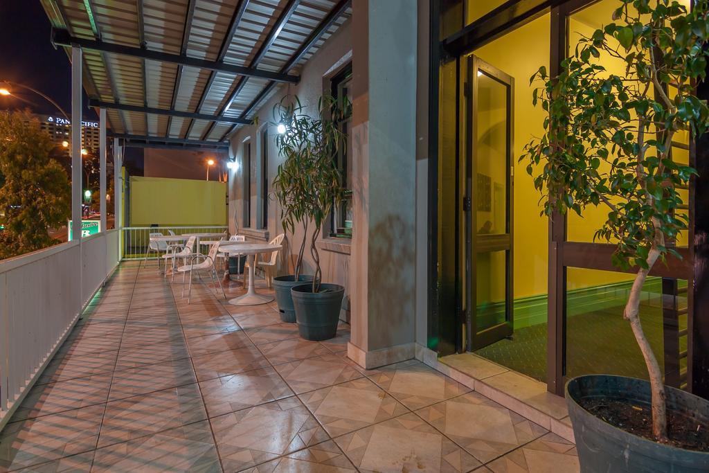 Exclusive Backpackers Hostel *
