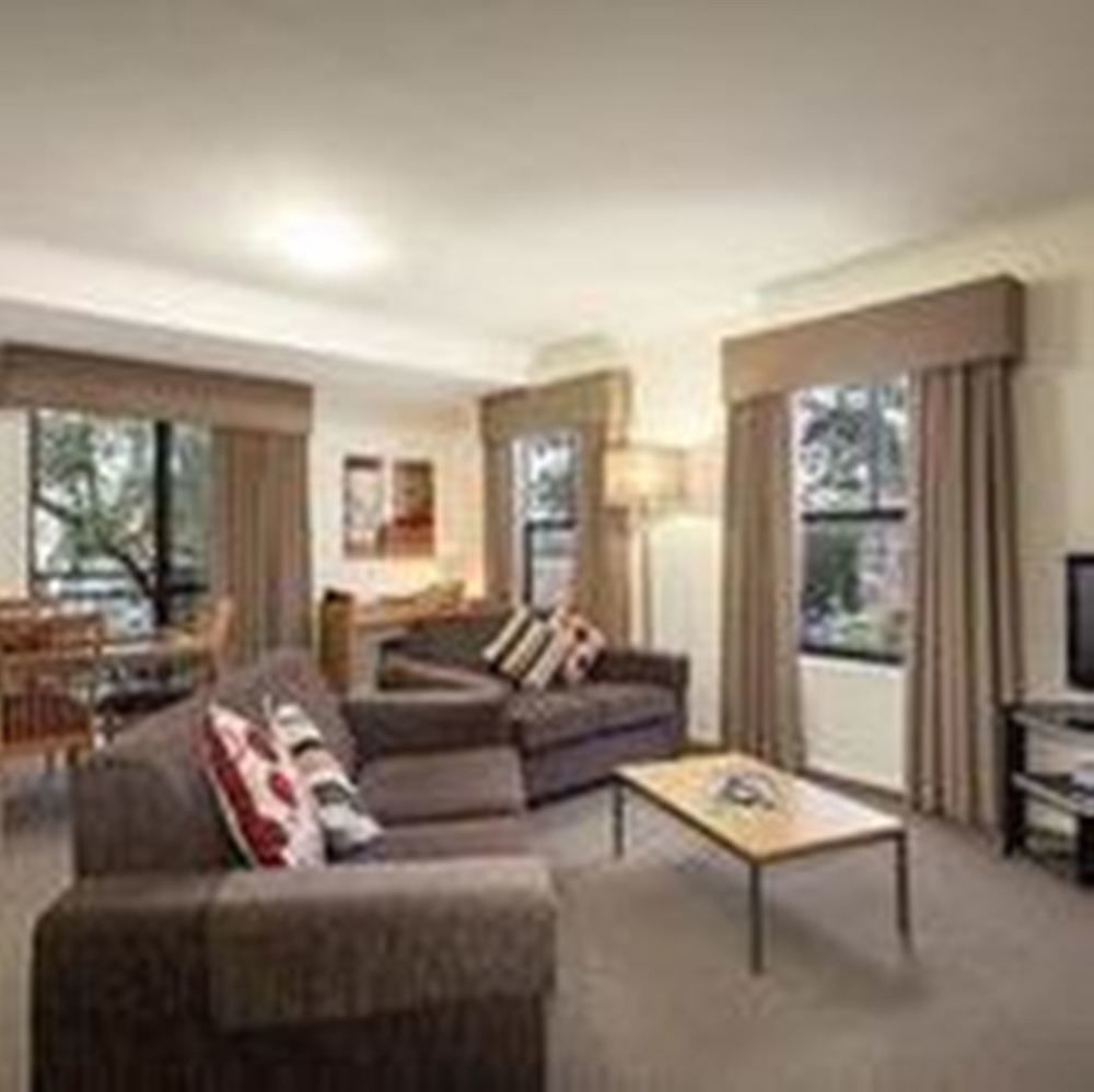 Aparthotel Western Northbridge 4*