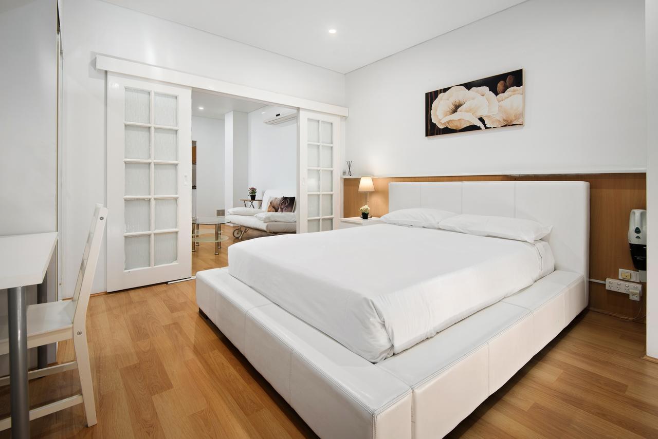 Executive Apartment *