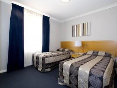 Hillarys Harbour Aparthotel