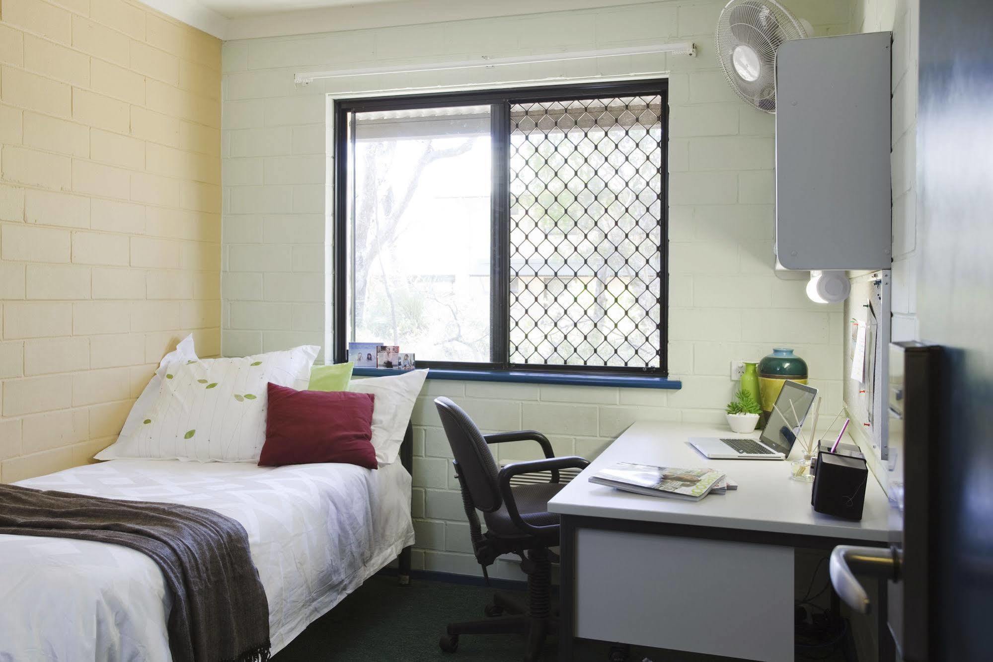 Hostel Ecu Joondalup *