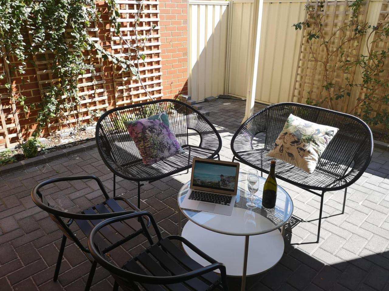 Holiday Near City / Airport / Stadium / Casino Holiday home *