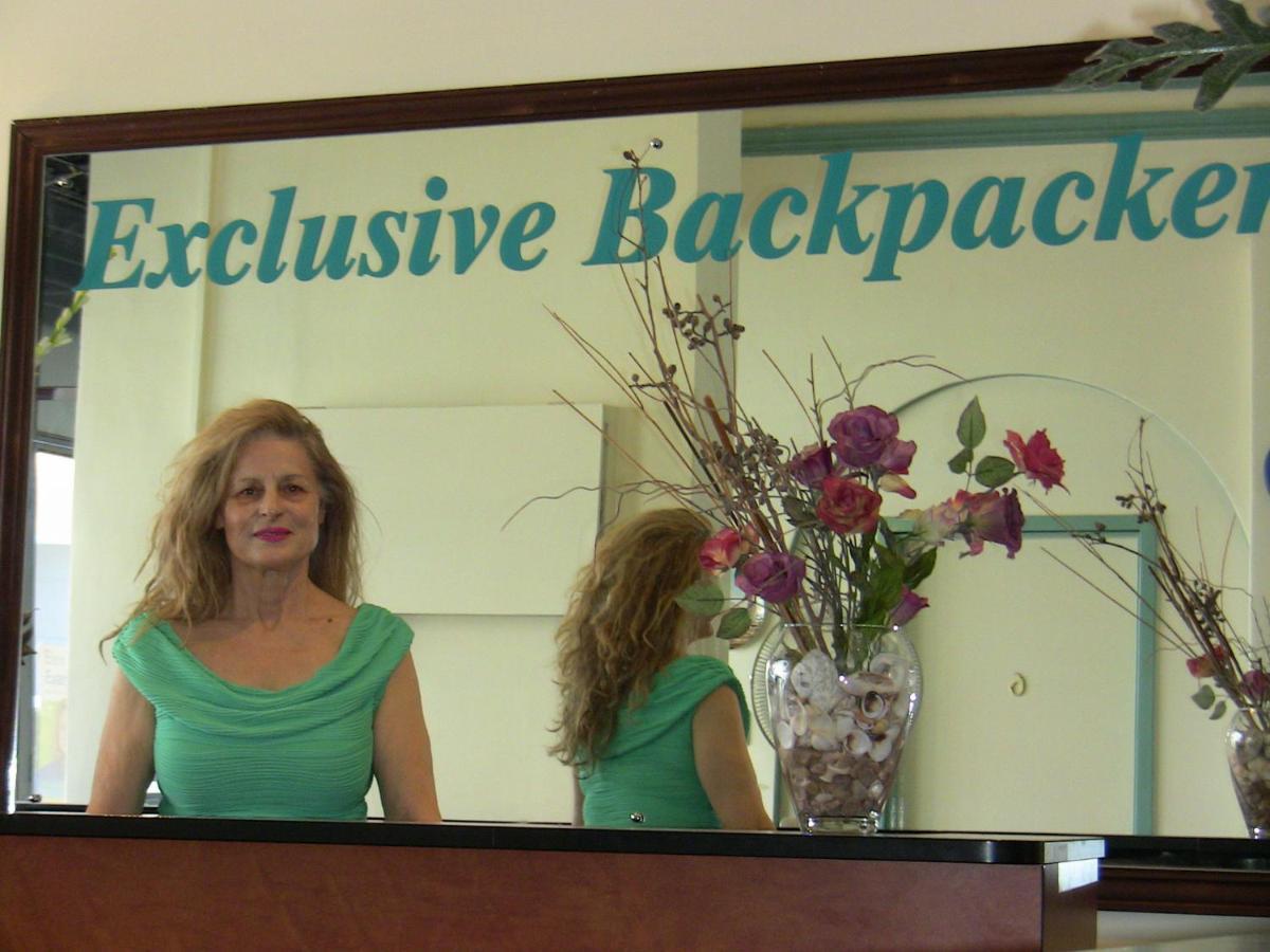 Exclusive Backpackers * Perth