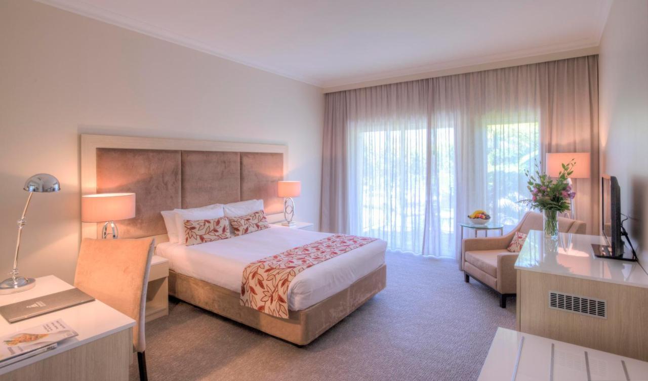 Joondalup Resort 4*